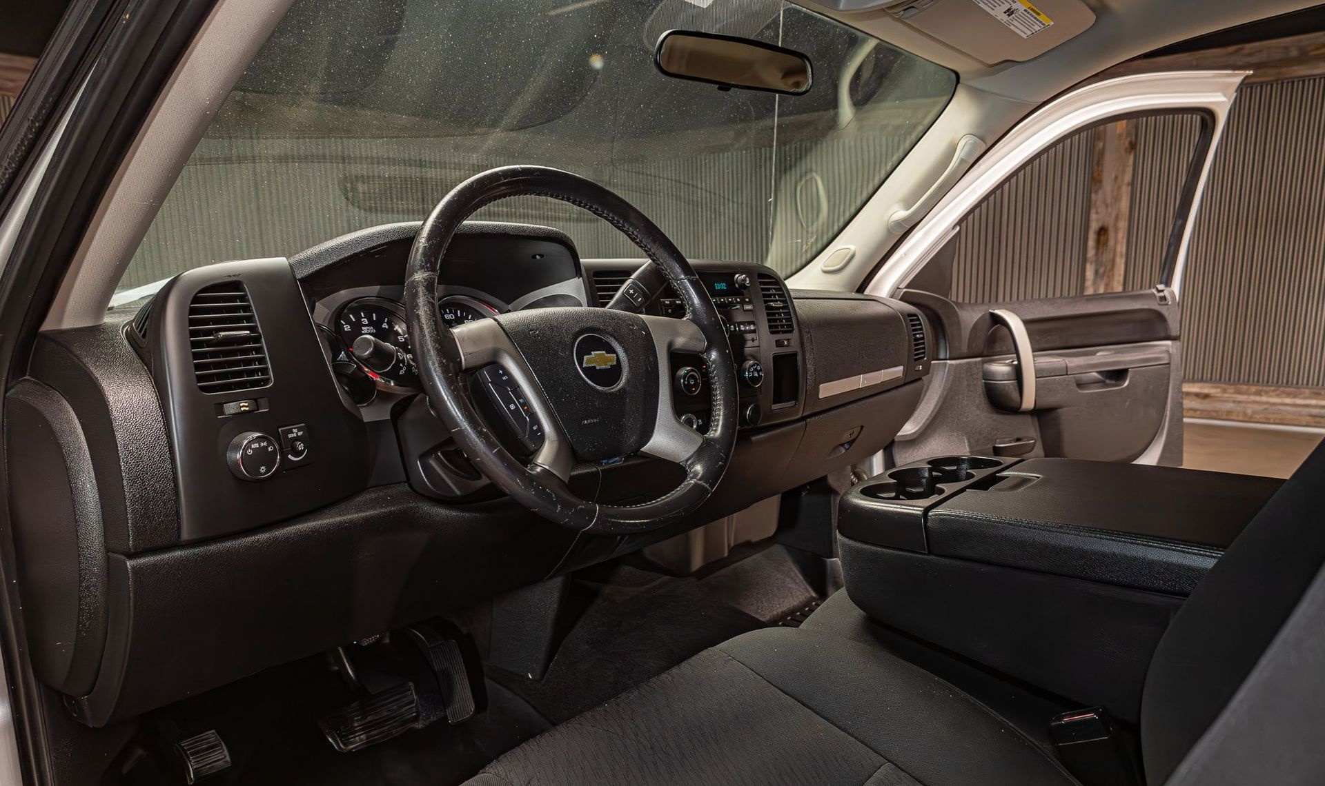 2011 Chevrolet Silverado 1500 — photo 8