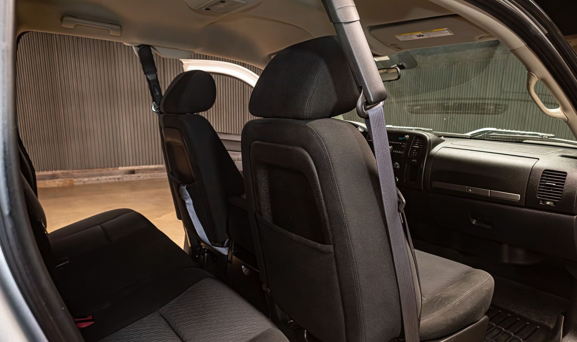 2011 Chevrolet Silverado 1500 — photo 16