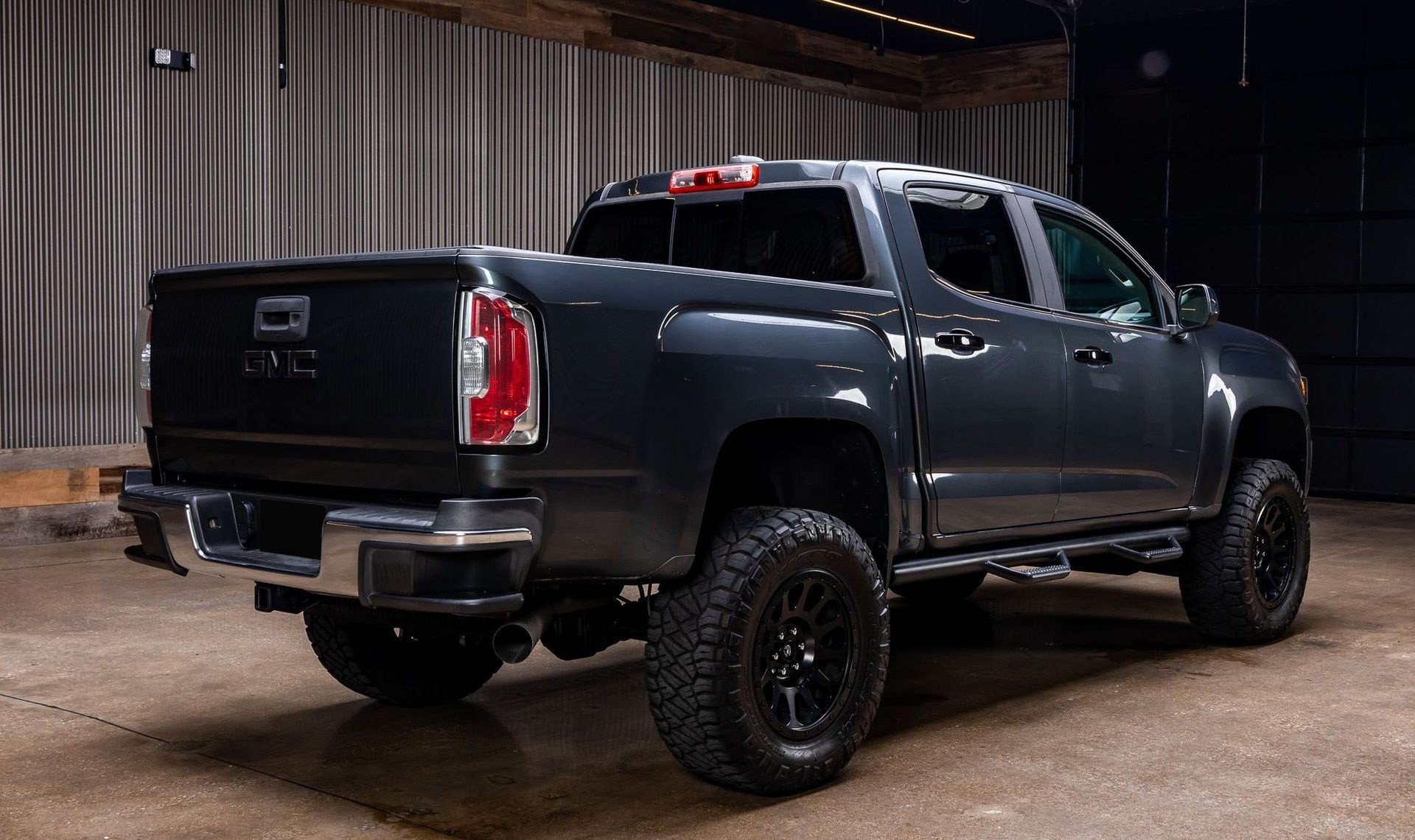2017 GMC Canyon — photo 6