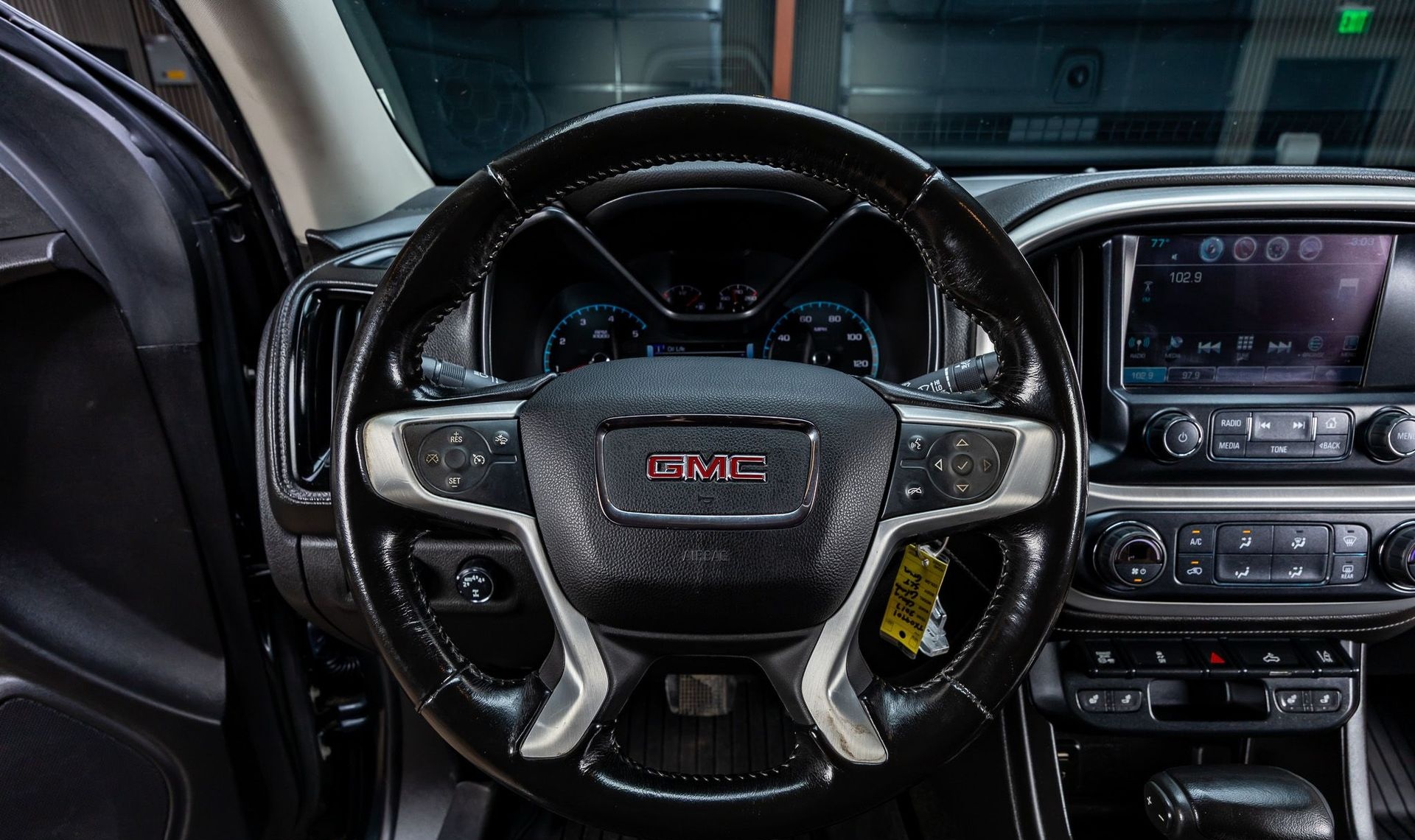 2017 GMC Canyon — photo 15