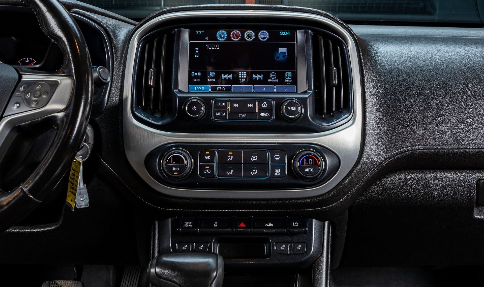 2017 GMC Canyon — photo 17