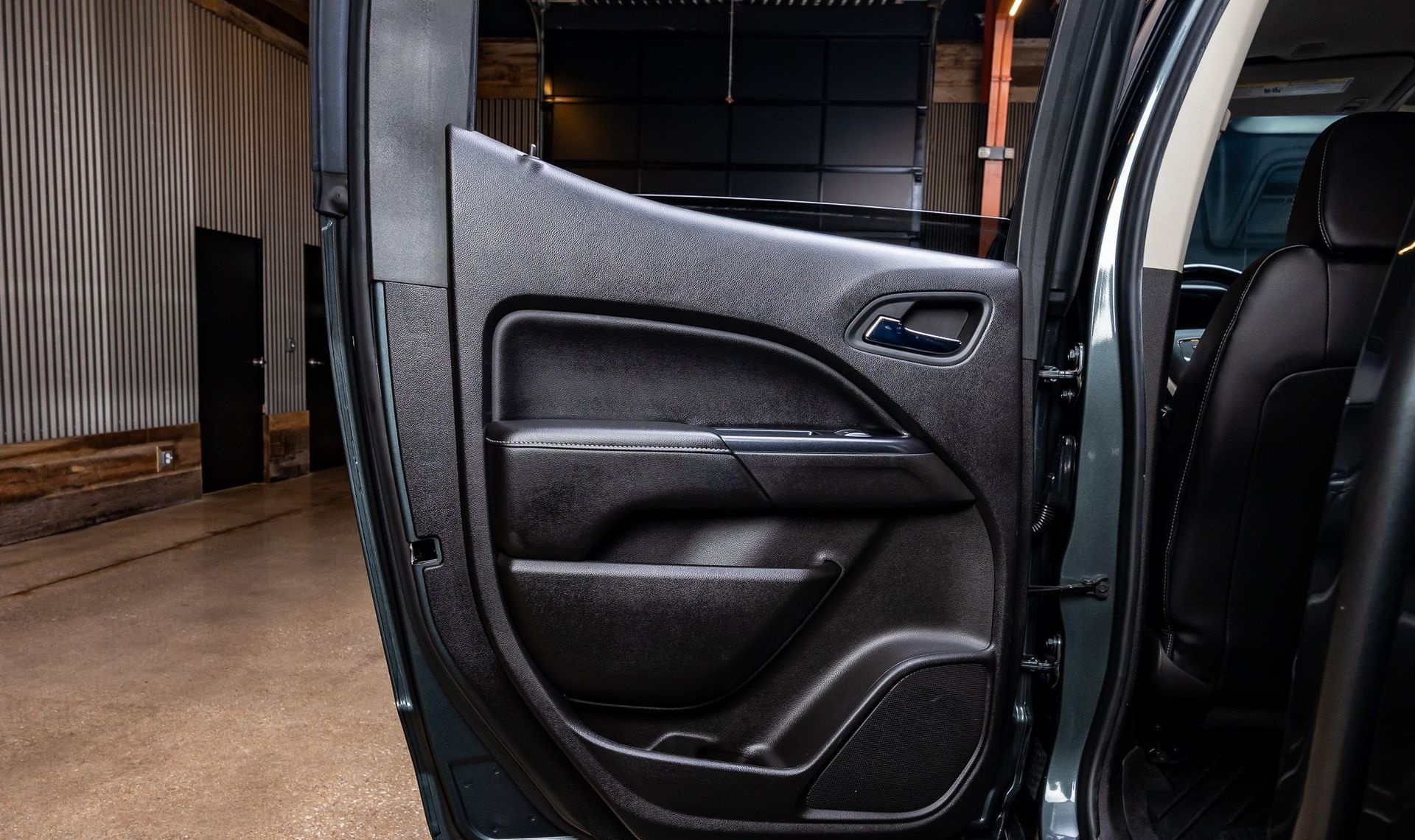2017 GMC Canyon — photo 31