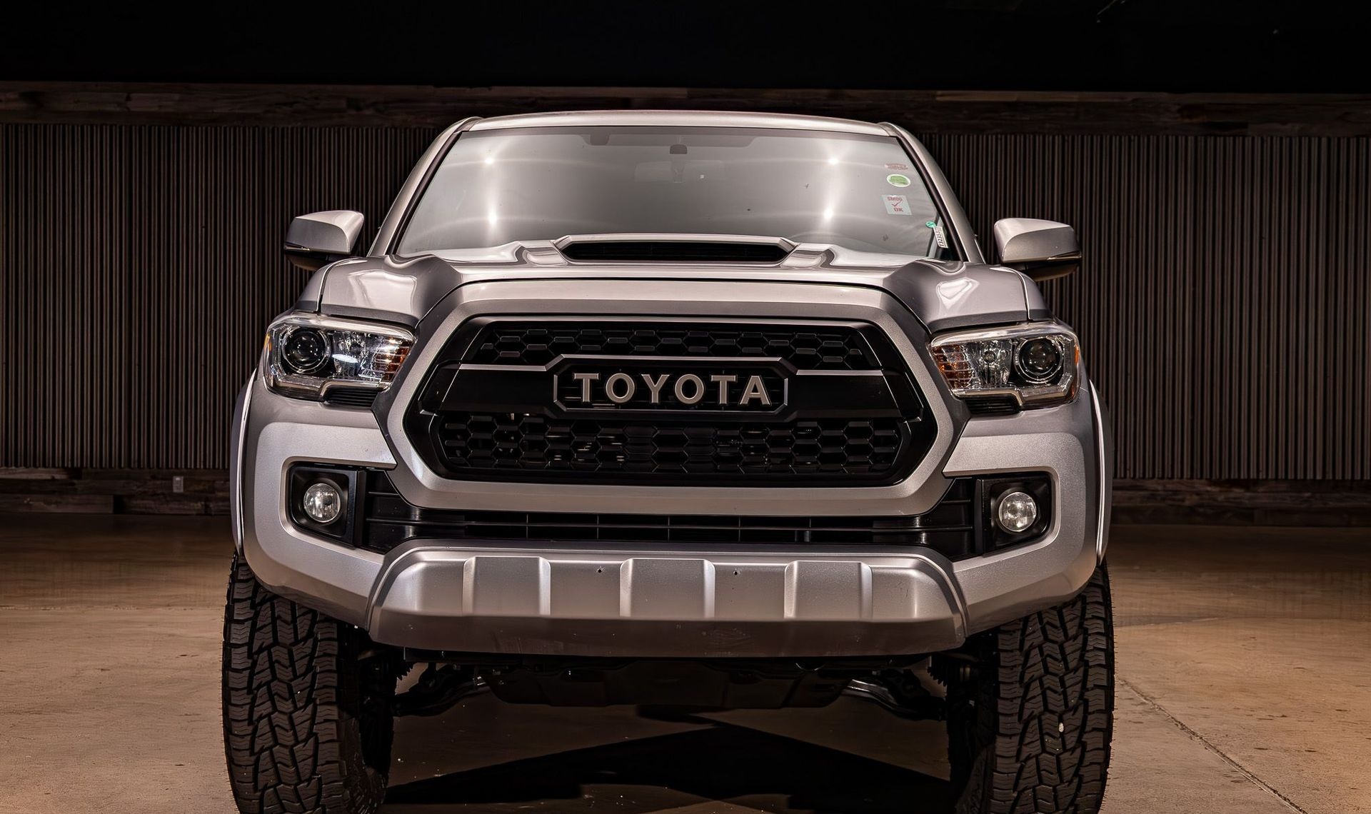 2017 Toyota Tacoma — photo 1