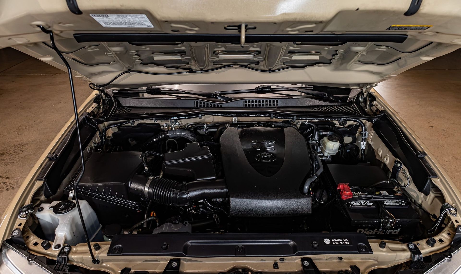 2017 Toyota Tacoma — photo 22