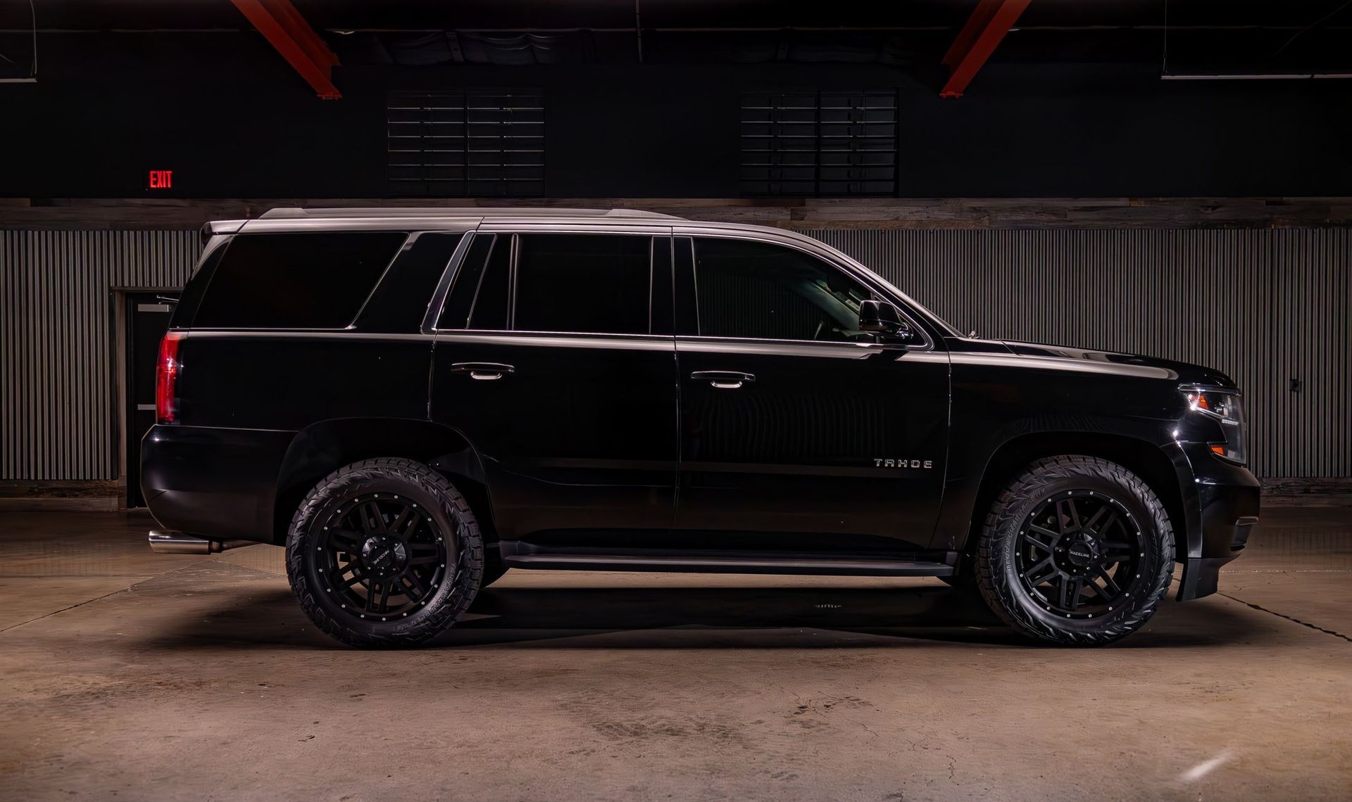 2018 Chevrolet Tahoe — photo 6
