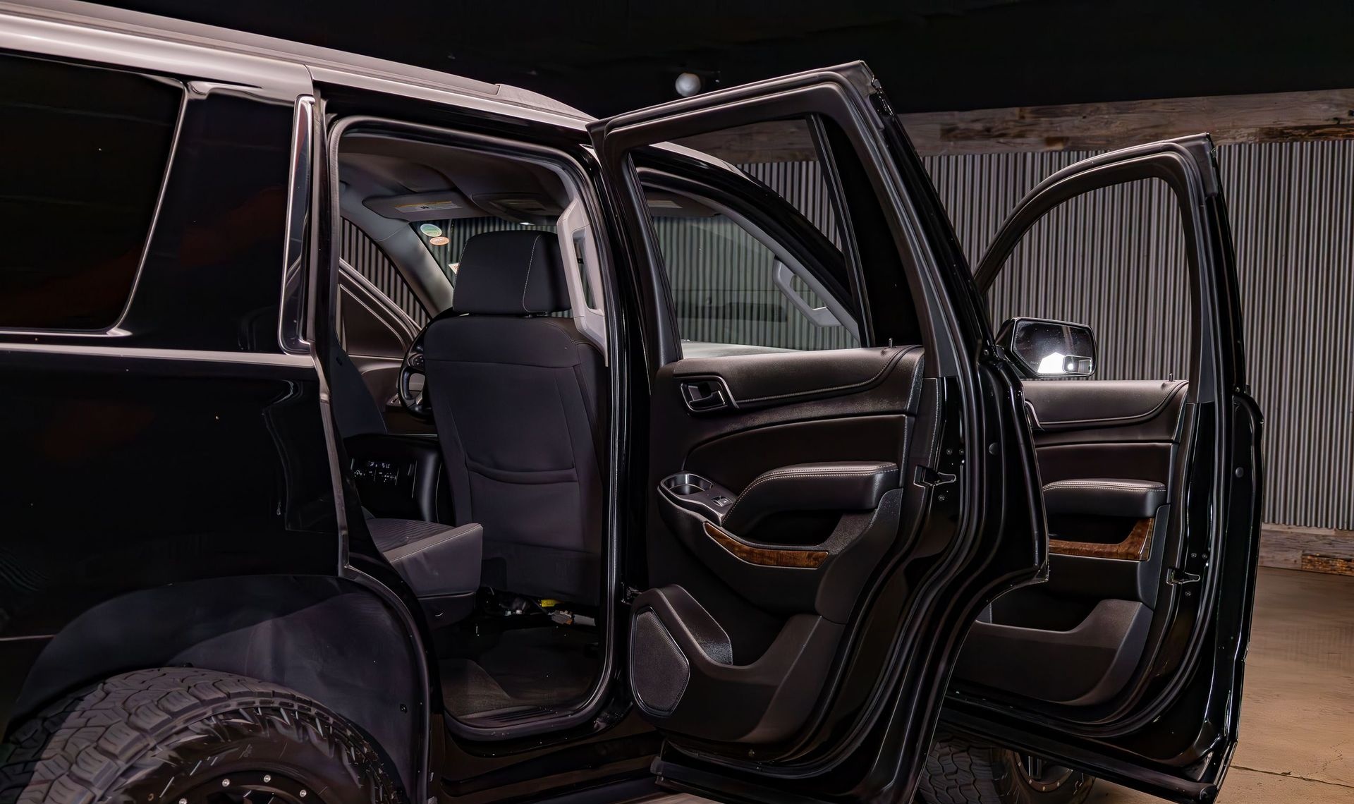 2018 Chevrolet Tahoe — photo 24