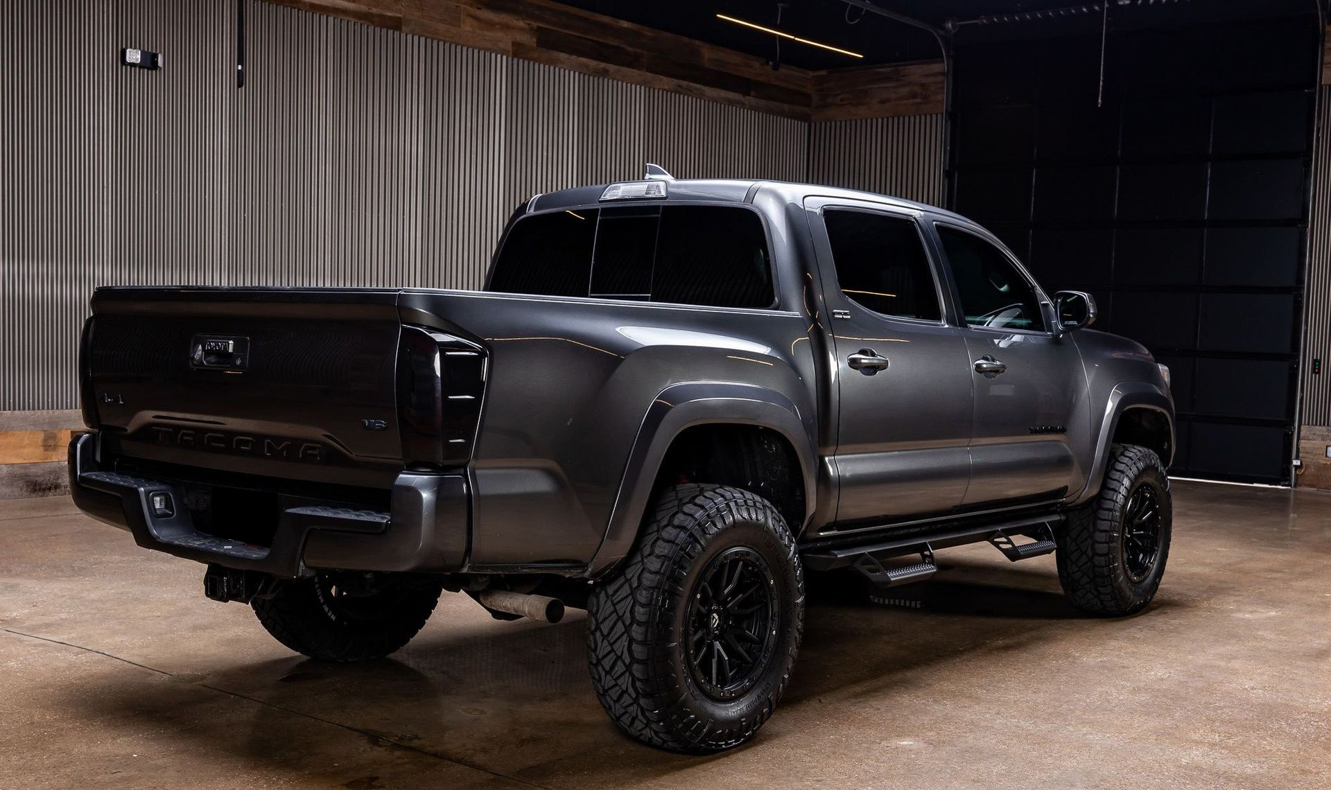 2018 Toyota Tacoma — photo 6