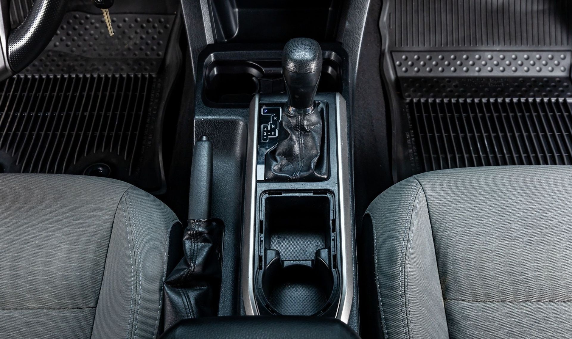 2018 Toyota Tacoma — photo 20