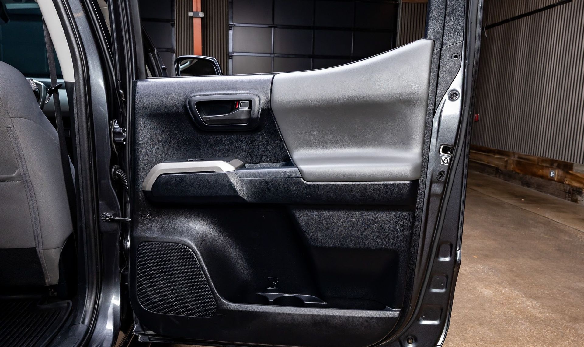 2018 Toyota Tacoma — photo 31