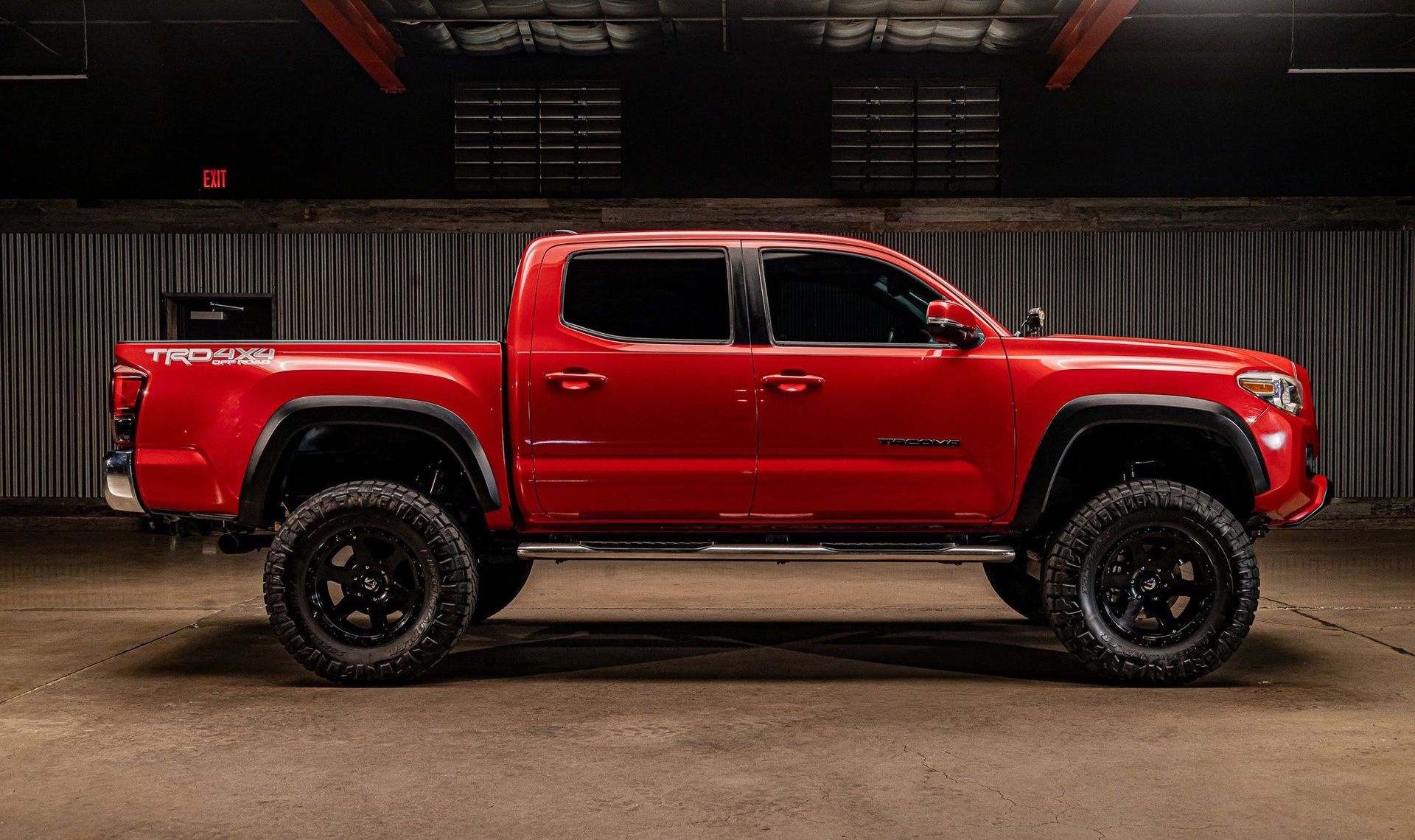 2018 Toyota Tacoma — photo 8