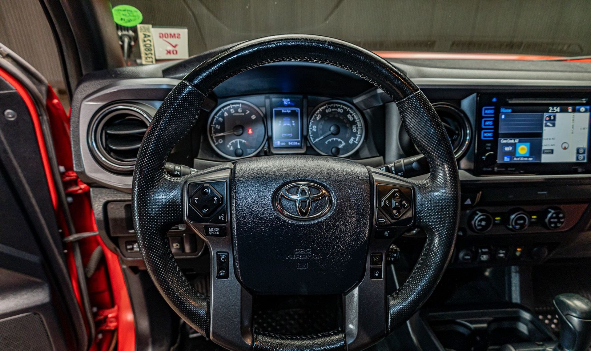2018 Toyota Tacoma — photo 11