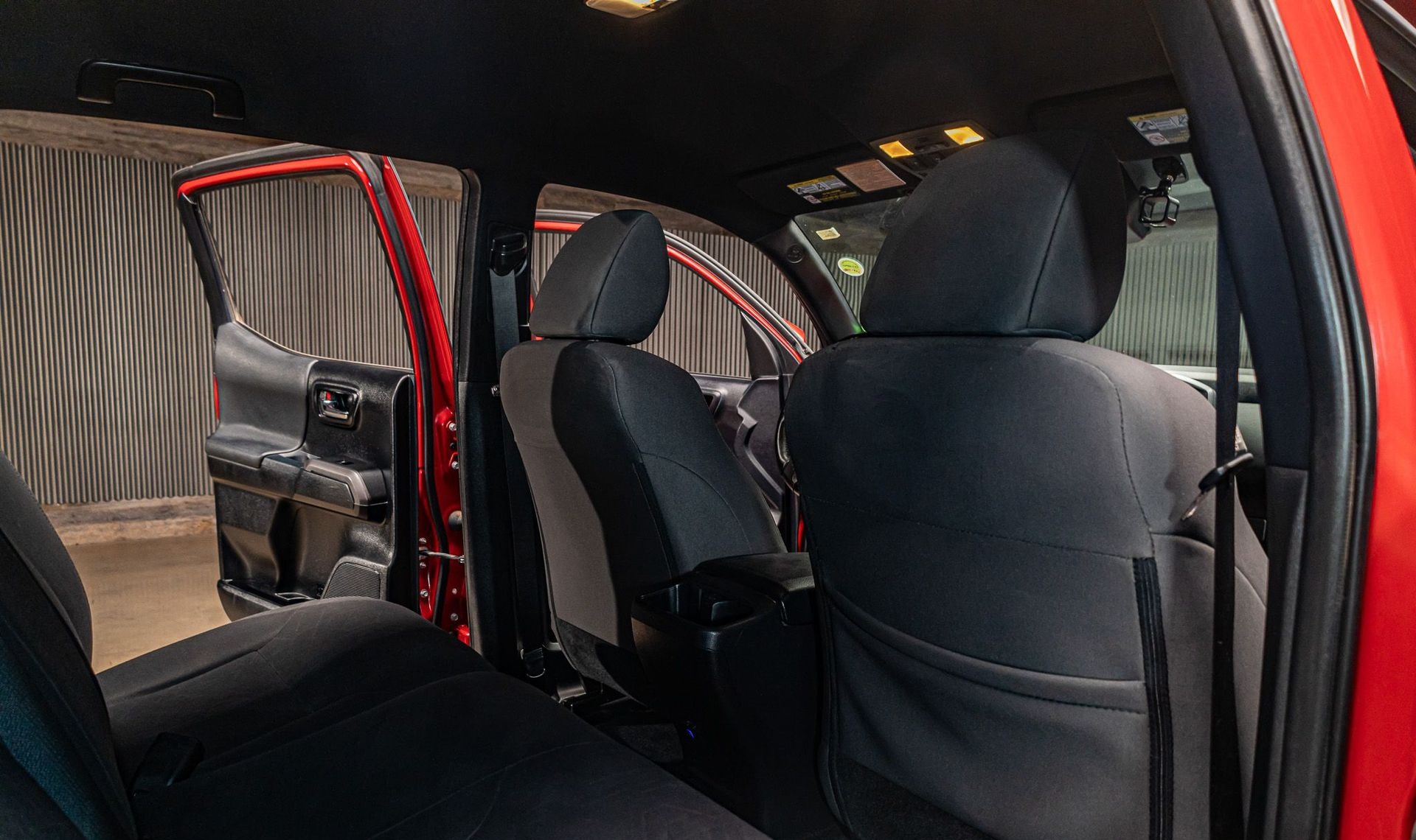 2018 Toyota Tacoma — photo 16