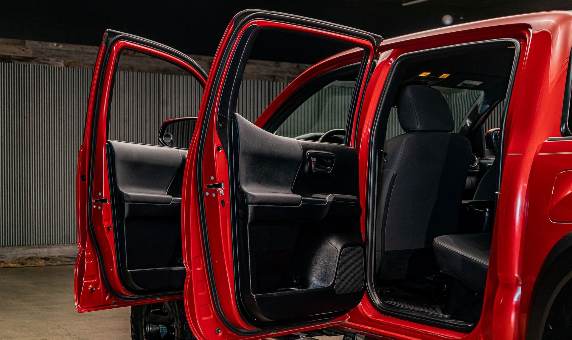 2018 Toyota Tacoma — photo 22
