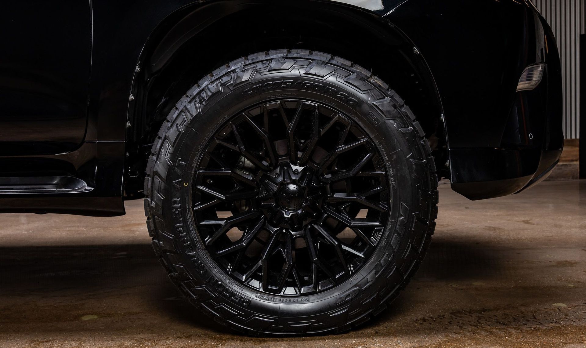 2020 Lexus GX 460 — photo 6