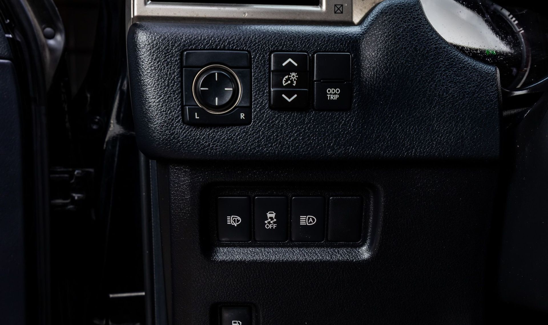2020 Lexus GX 460 — photo 14
