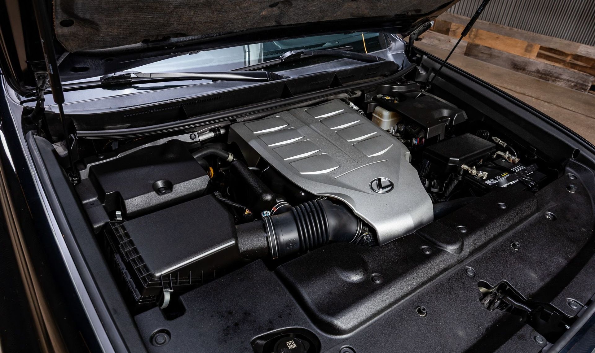 2020 Lexus GX 460 — photo 33