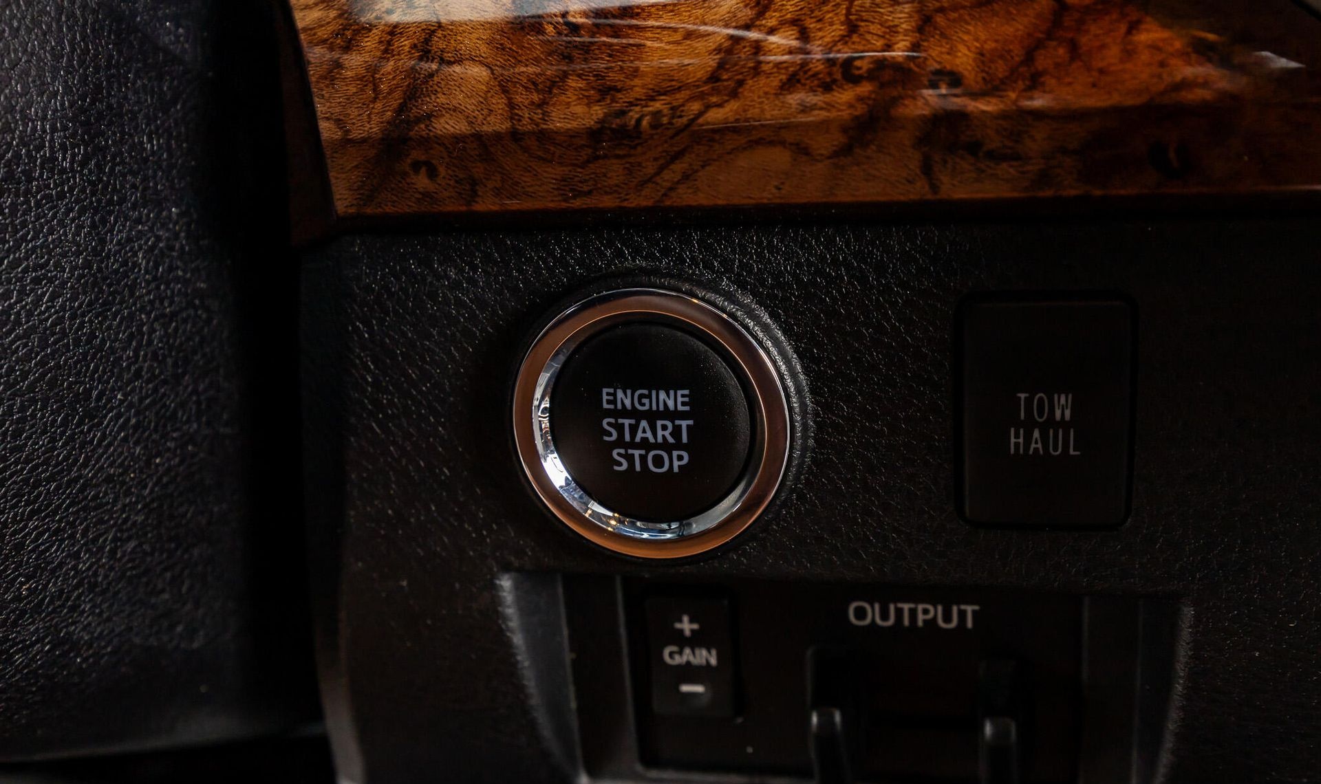 2020 Toyota Tundra — photo 16