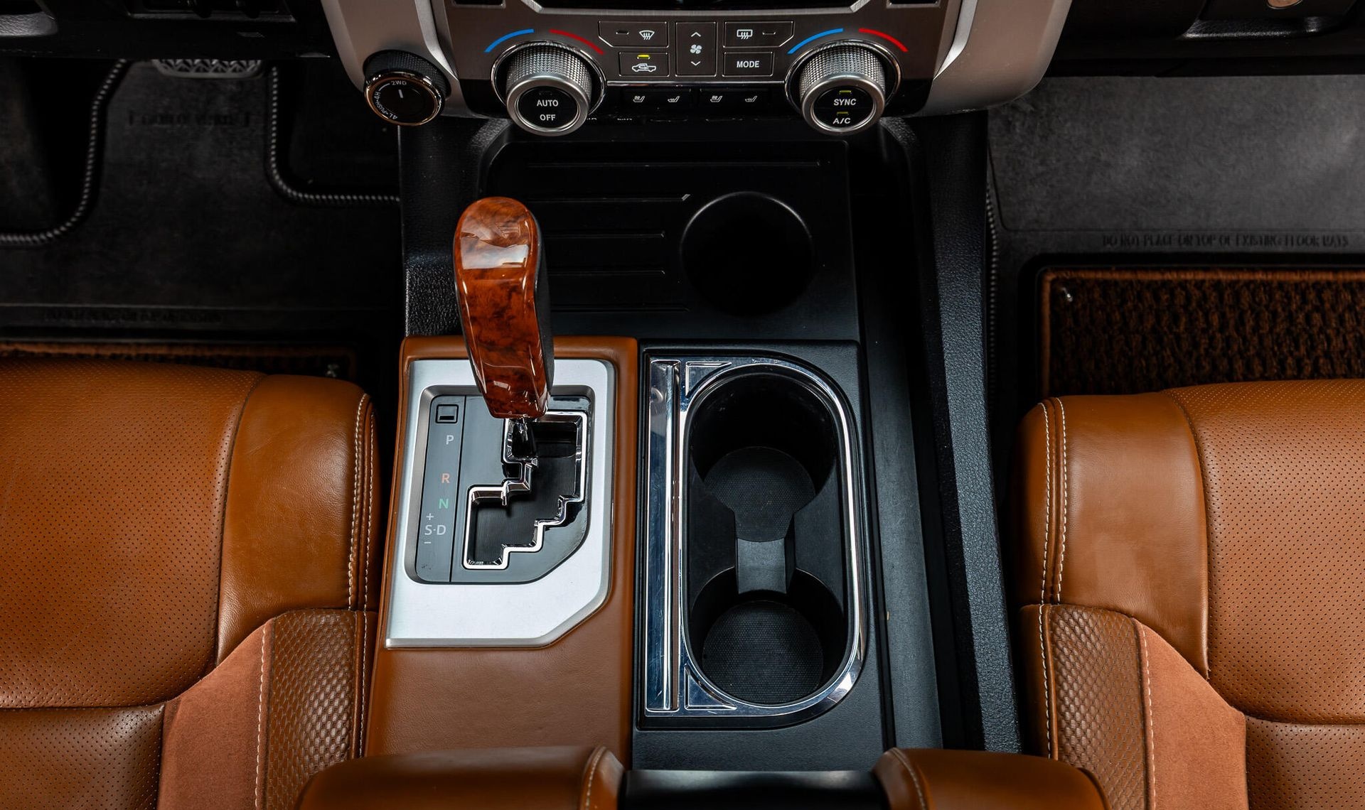 2020 Toyota Tundra — photo 20