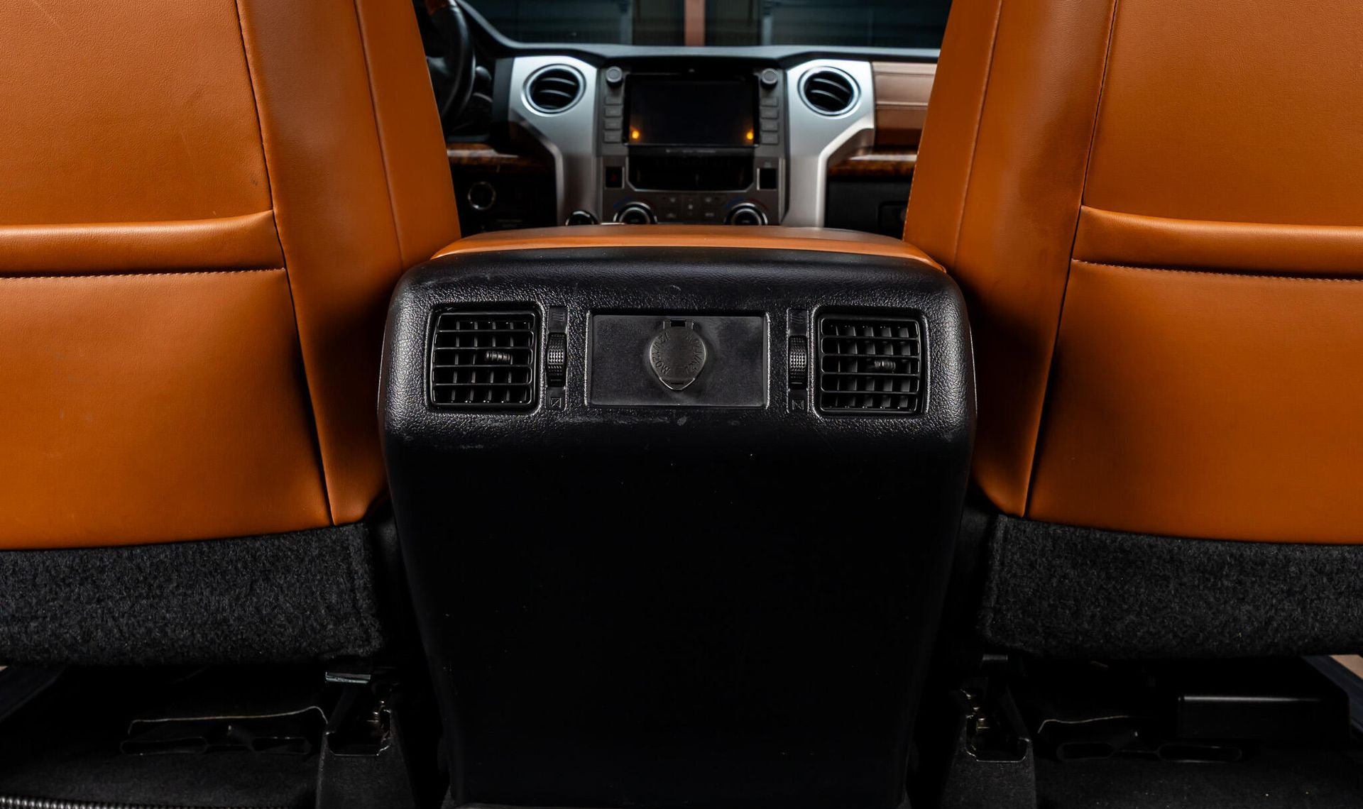 2020 Toyota Tundra — photo 27