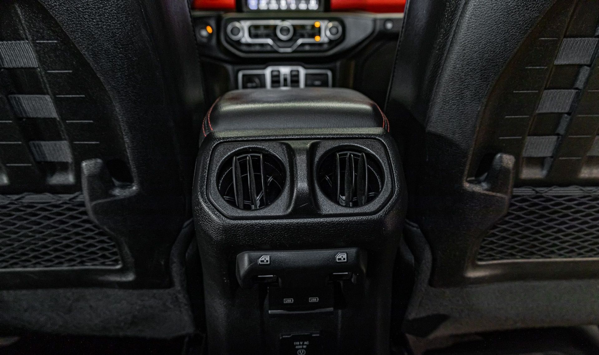 2021 Jeep Gladiator — photo 19