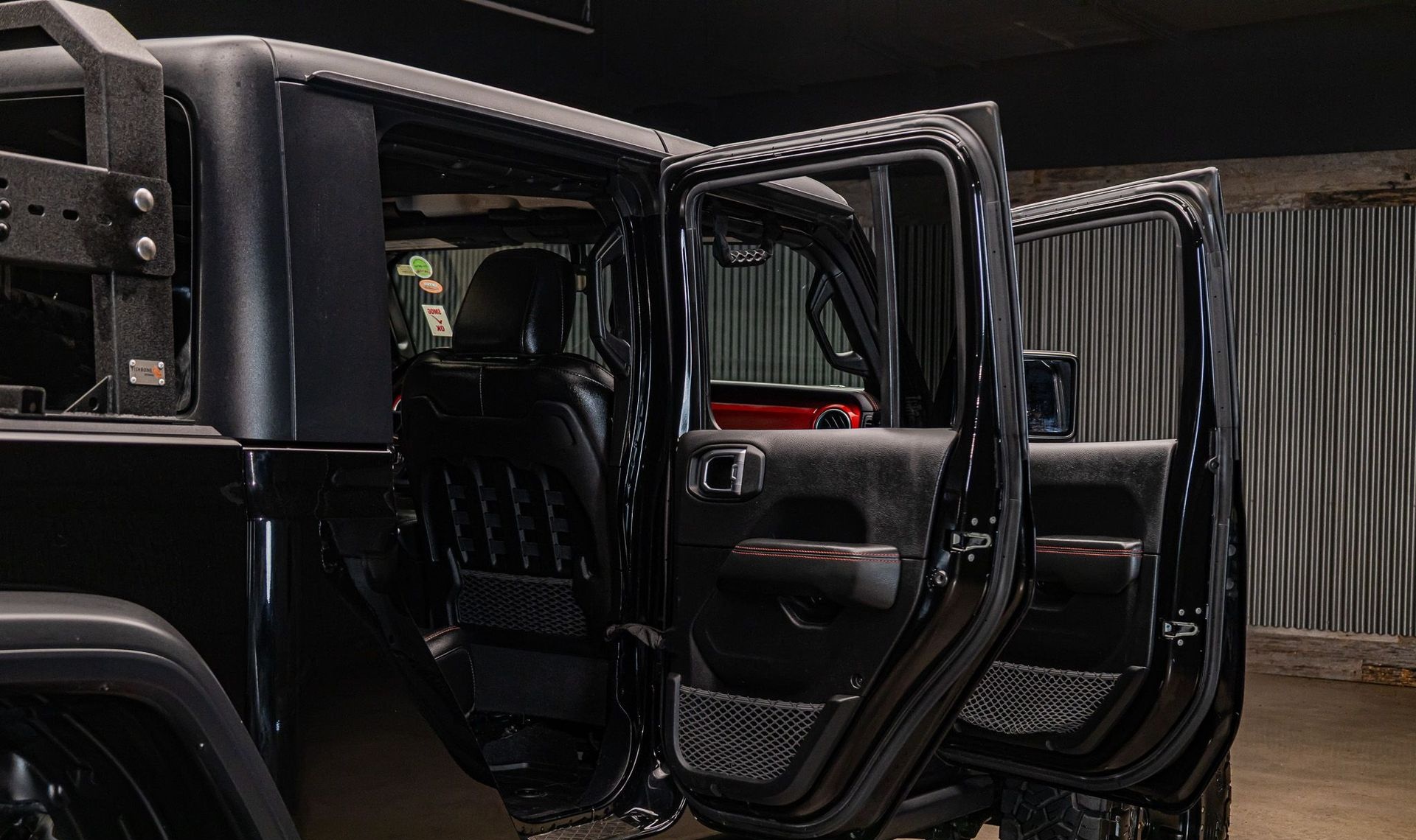 2021 Jeep Gladiator — photo 25