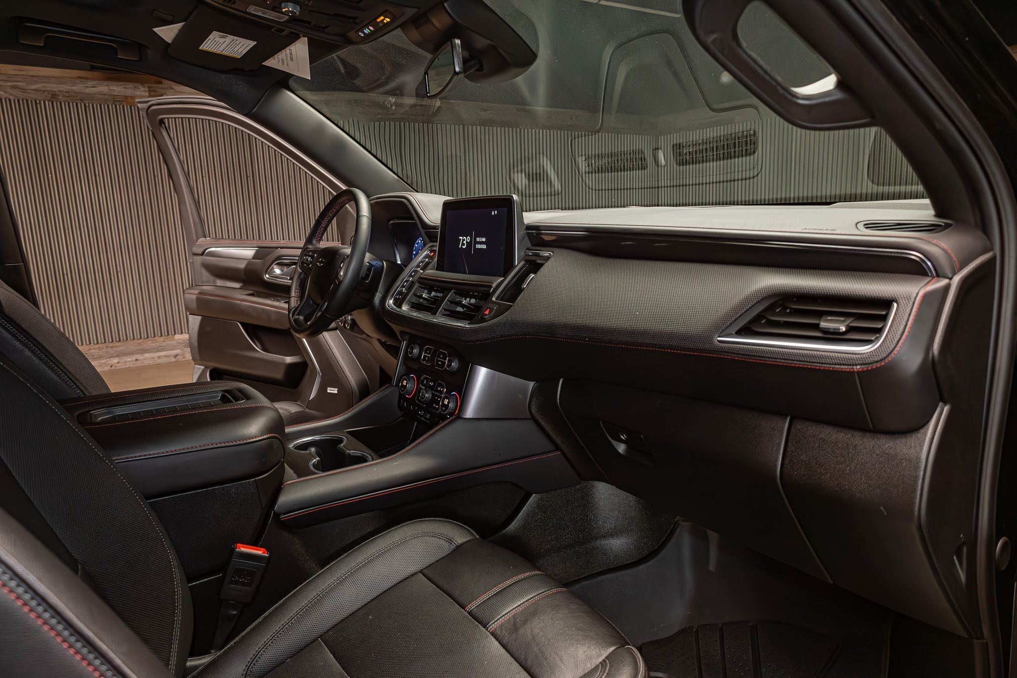 2024 Chevrolet Suburban — photo 9