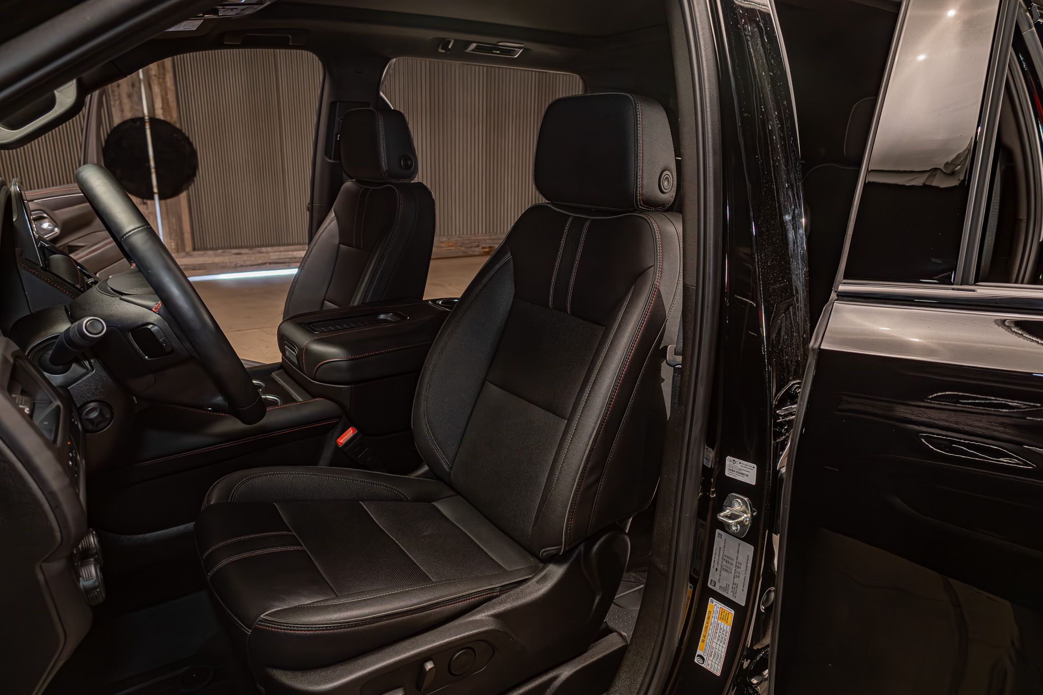 2024 Chevrolet Suburban — photo 12