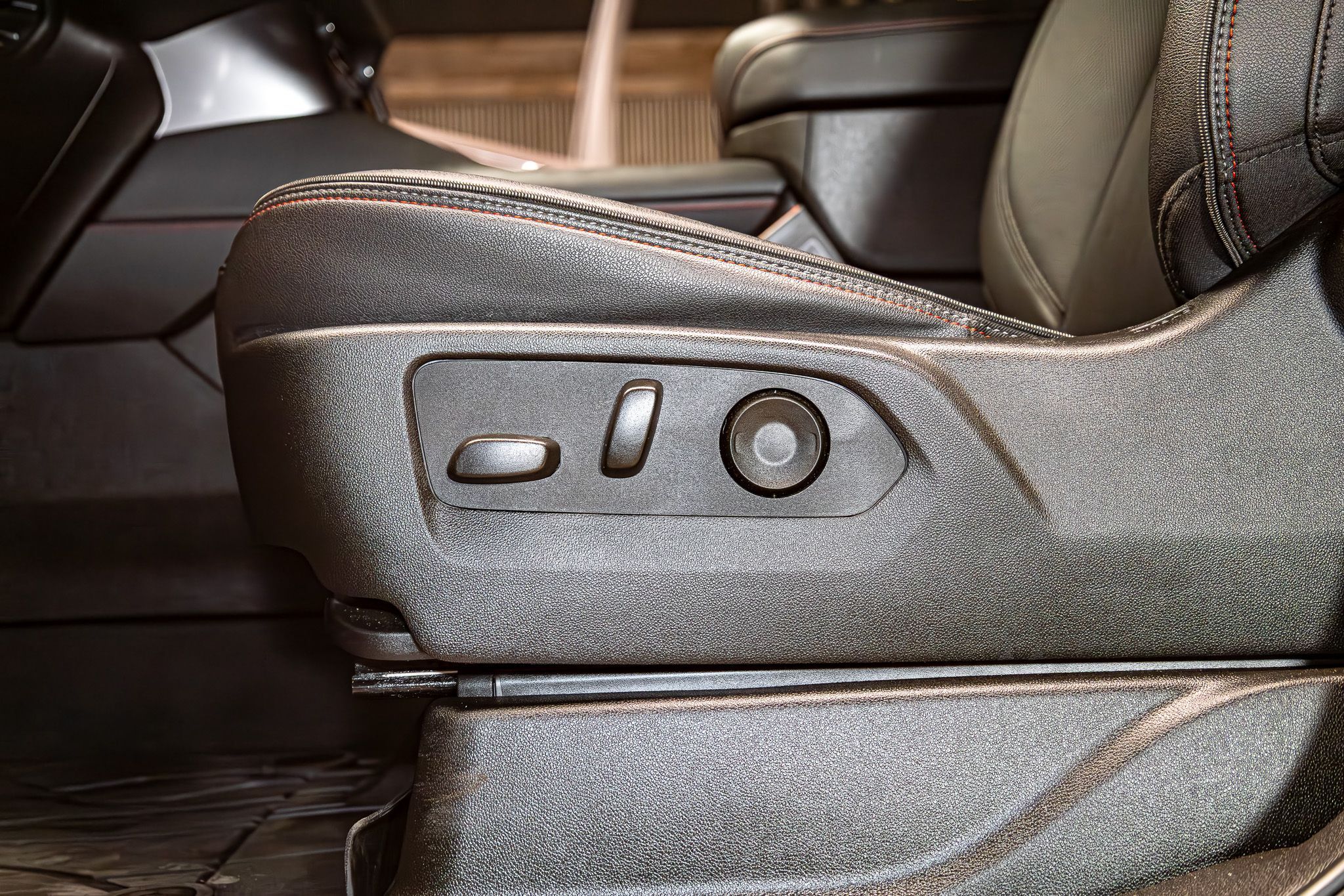2024 Chevrolet Suburban — photo 13