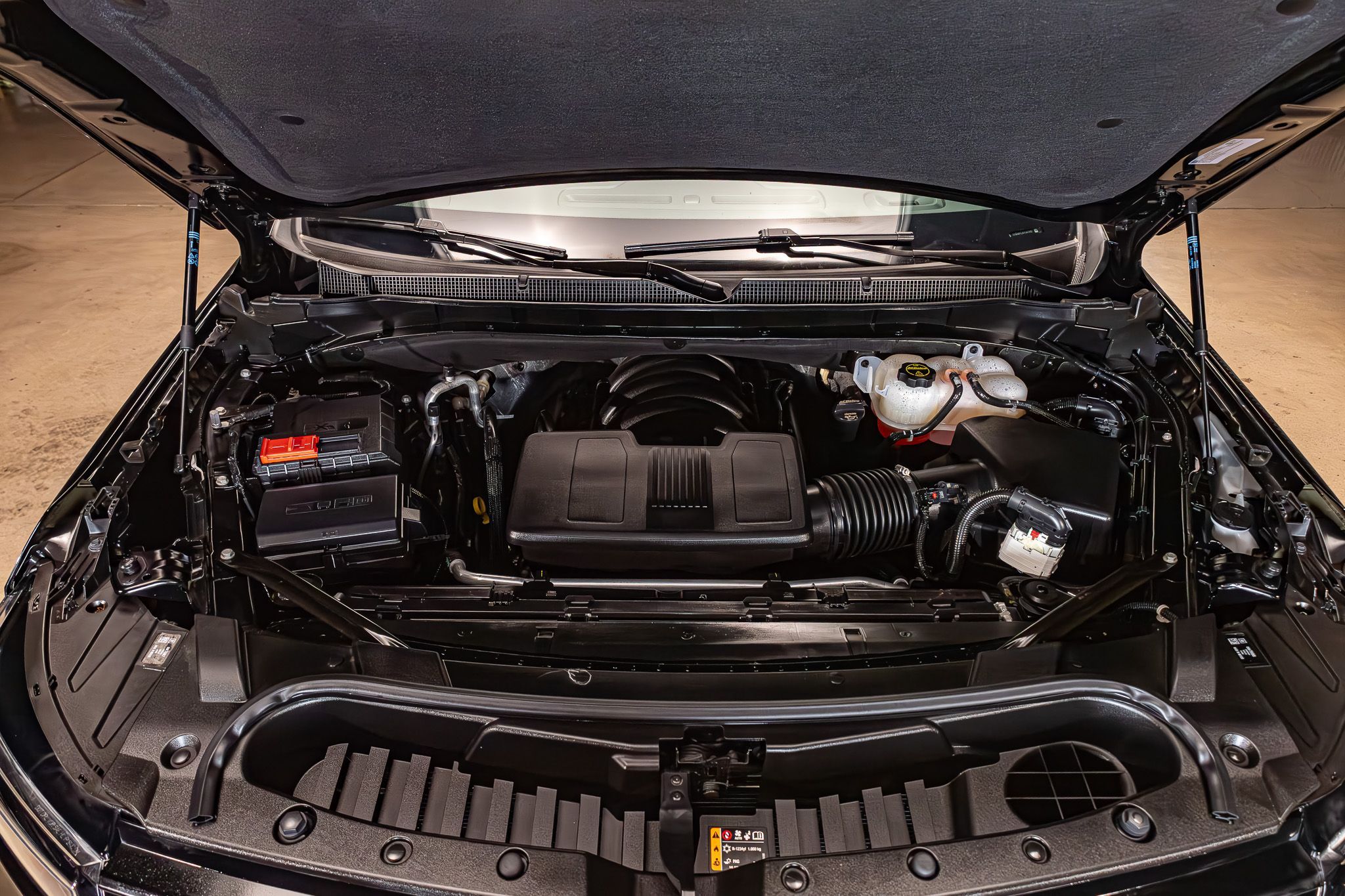 2024 Chevrolet Suburban — photo 23