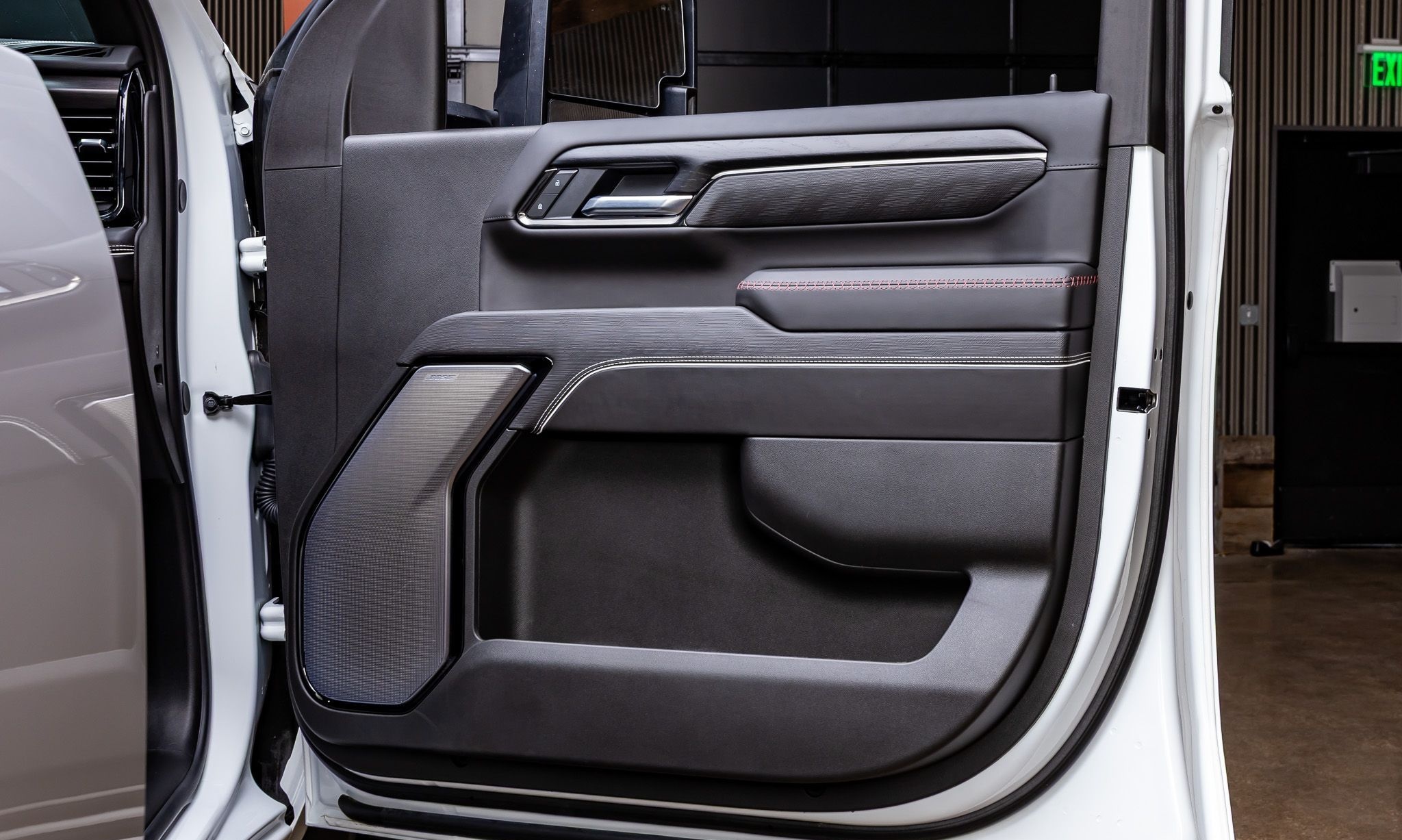 2025 GMC Sierra 2500HD — photo 28